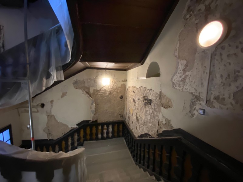 Travaux de en peinture d’une cage d’escalier centre ville de Strasbourg 