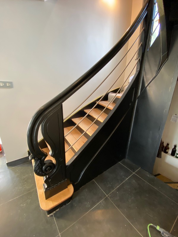 Rénovation d’escalier en bois sans le remplacer à Strasbourg