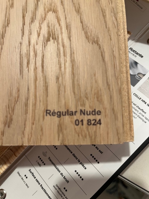 Pose d'un parquet contrecollé en chêne par une entreprise vers Schiltigheim